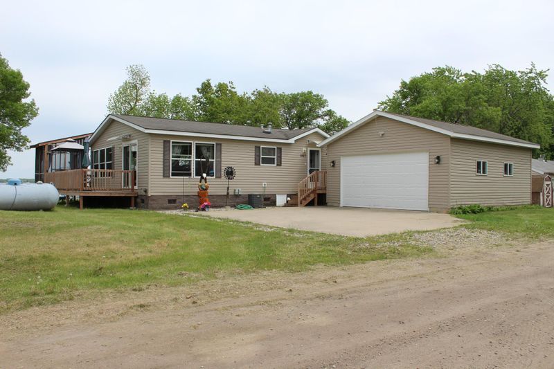 1907 N Ketelle Dr NE, Osakis, MN 56360