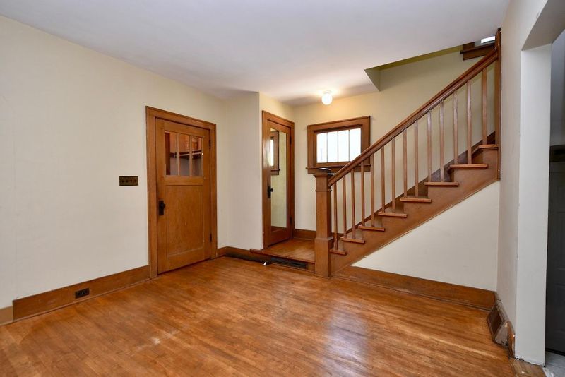 422 Wilson St, Winona, MN 55987