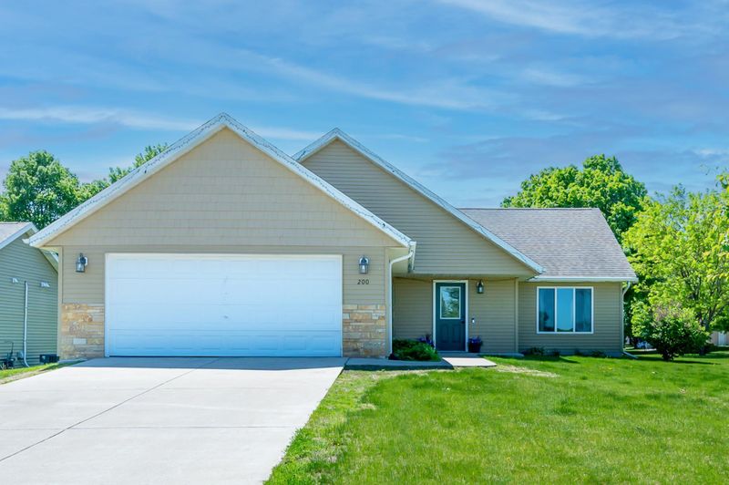 200 Birch St, Le Sueur, MN 56058