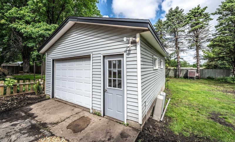 23155 Northfield Blvd, Hampton, MN 55031