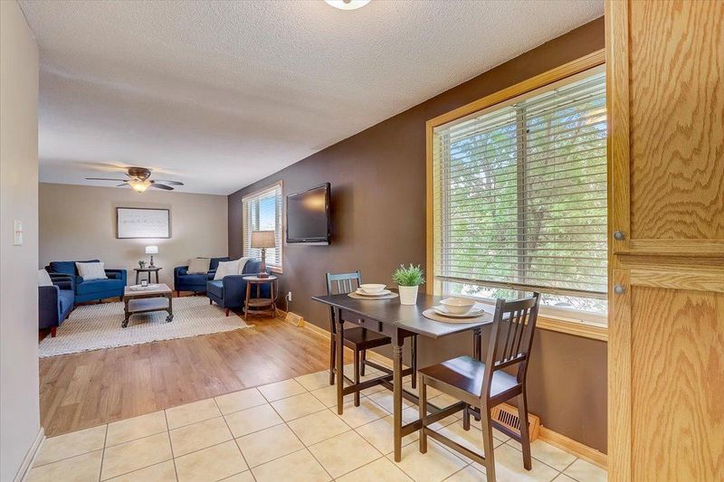 908 10th St SW, Forest Lake, MN 55025