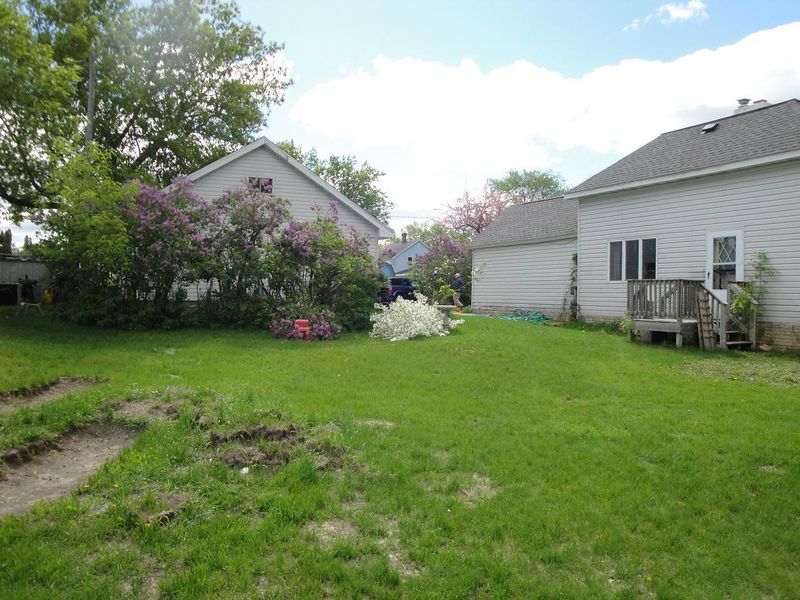311 3rd St SE, Deer River, MN 56636