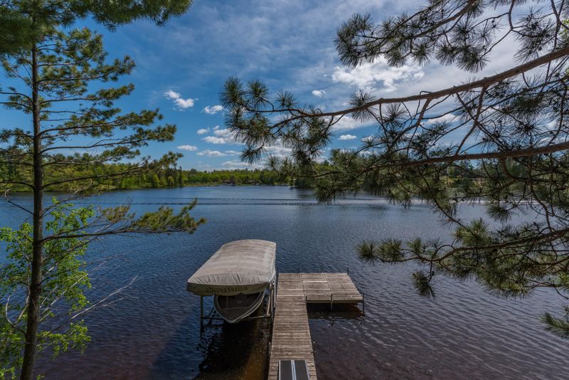 8060 Pine Point Rd, Nisswa, MN 56468