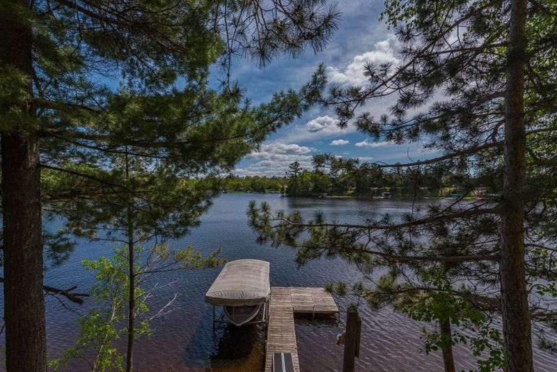 8060 Pine Point Rd, Nisswa, MN 56468