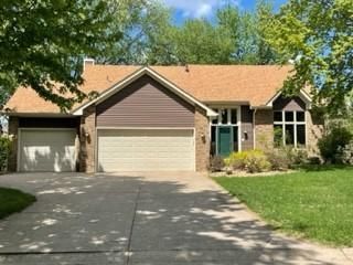 971 Hardwood Ave, Shoreview, MN 55126