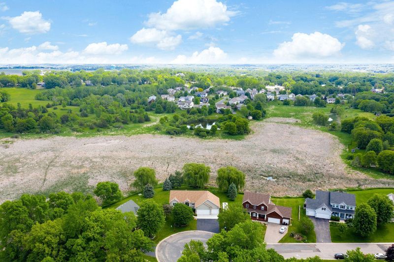 3903 Marshland Ct, Saint Bonifacius, MN 55375