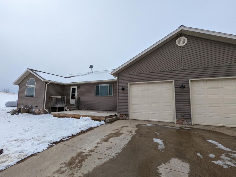 24589 W Elbow Rd, Pelican Rapids, MN 56572