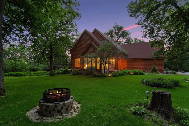 13520 Kvanbeck Trl, Nerstrand, MN 55053