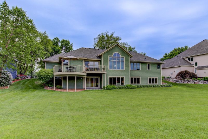 2868 Fox Rn NW, Prior Lake, MN 55372