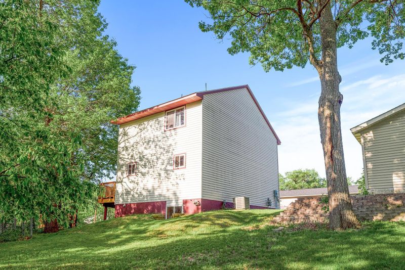 28523 143rd St NW, Zimmerman, MN 55398