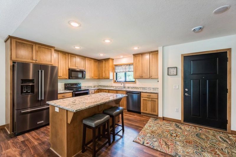 11766 Kings Ln SE, Becker, MN 55308