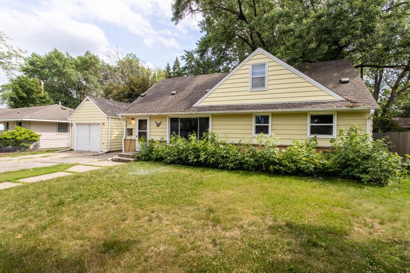 5419 45 1/2 Ave N, Robbinsdale, MN 55422
