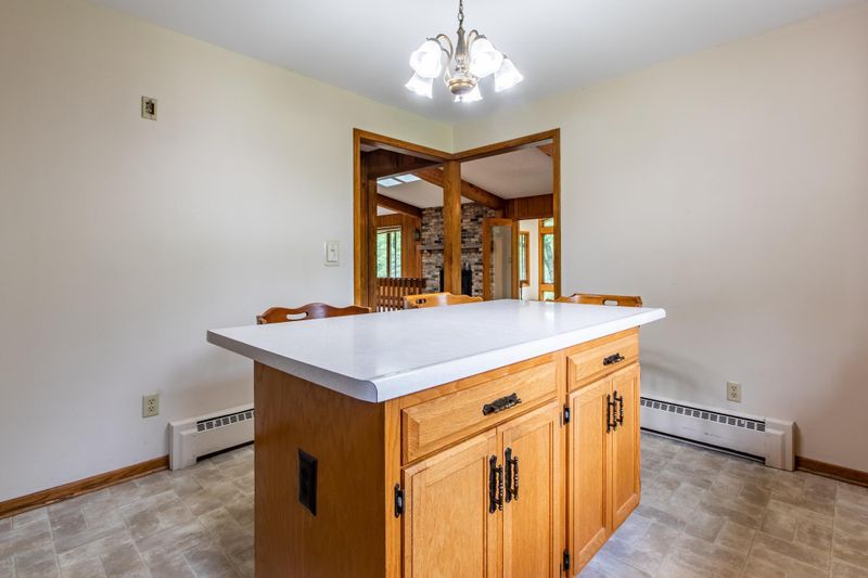 1710 35th St NE, Rochester, MN 55906