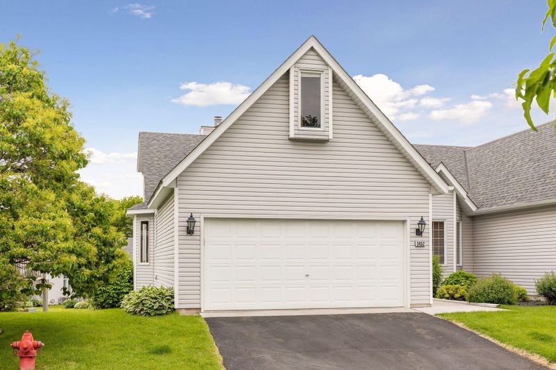 3452 Silver Ln NE, Saint Anthony, MN 55421