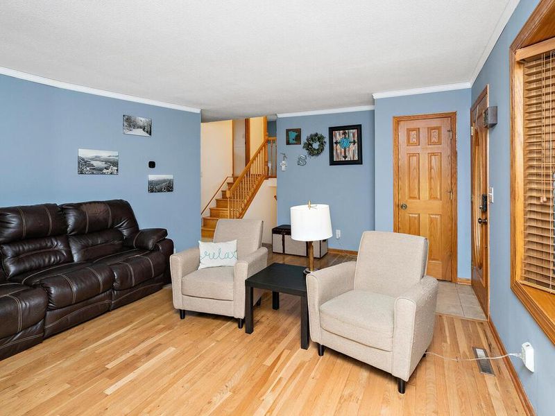 16635 Flagstaff Ave W, Rosemount, MN 55068