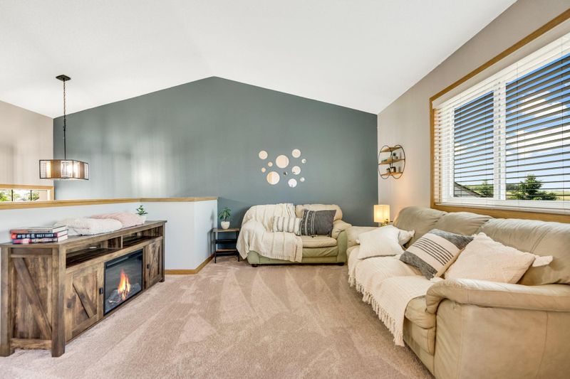 19093 Everglade Pa, Farmington, MN 55024
