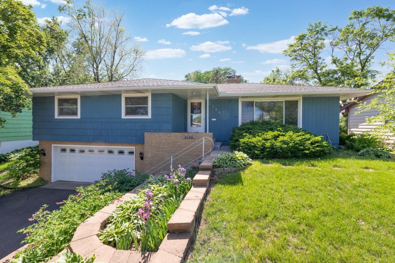 2346 Sumter Ave S, Saint Louis Park, MN 55426