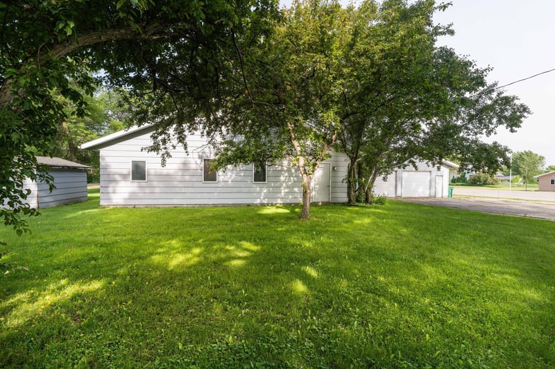 103 Sha St, Foxhome, MN 56543