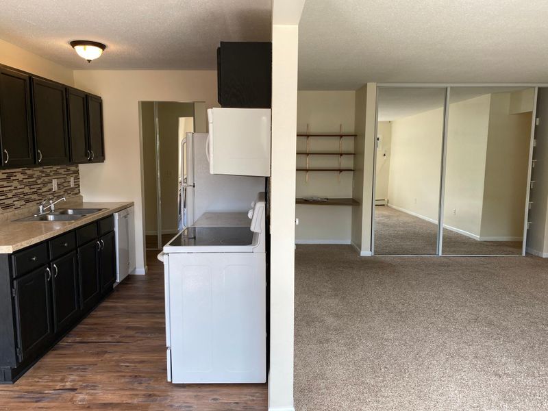 4442 Cedar Lake Rd S #1, Saint Louis Park, MN 55416