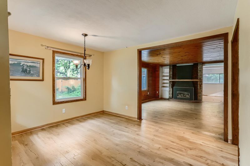 86 West Rd, Circle Pines, MN 55014
