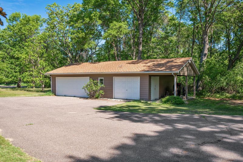 23045 Erskine St NE, Bethel, MN 55005