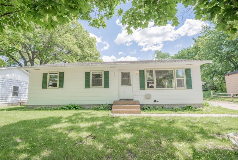 3145 Saturn Ave, Eau Claire, WI 54703