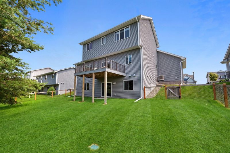 6725 Palm St, Lino Lakes, MN 55038