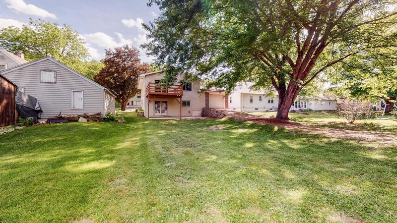 109 21st St SW, Rochester, MN 55902