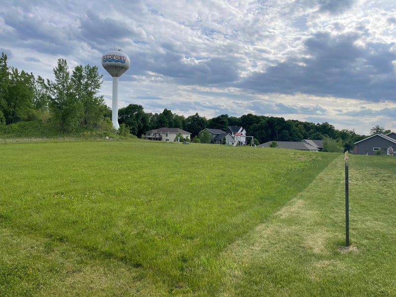 343 7th St SE, Medford, MN 55049