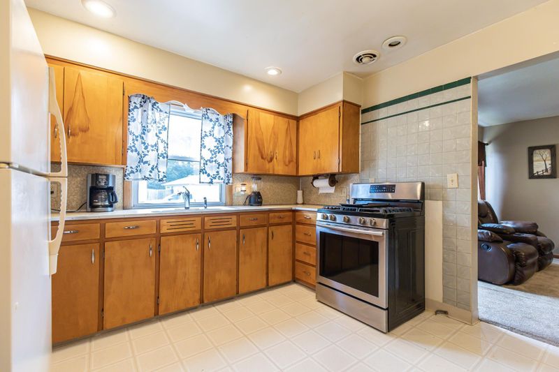 1105 11th St NW, Austin, MN 55912