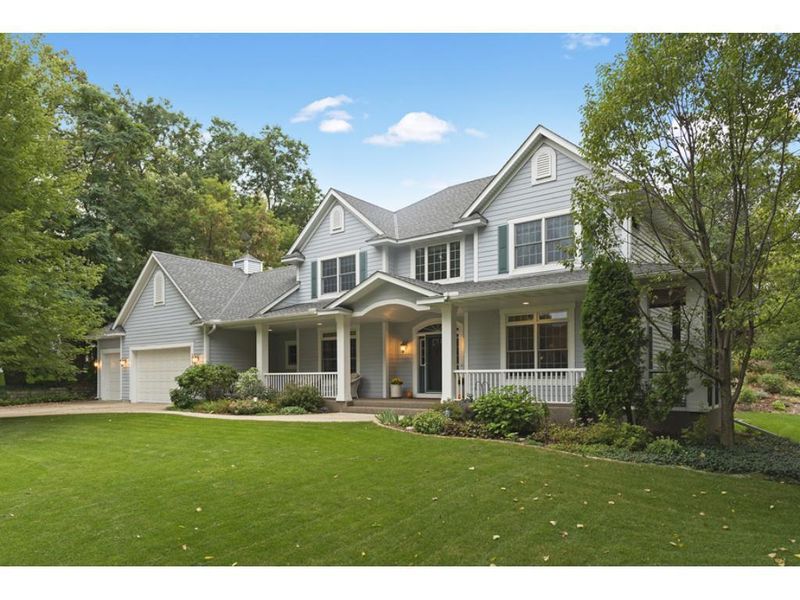 2239 Fulham St, Roseville, MN 55113
