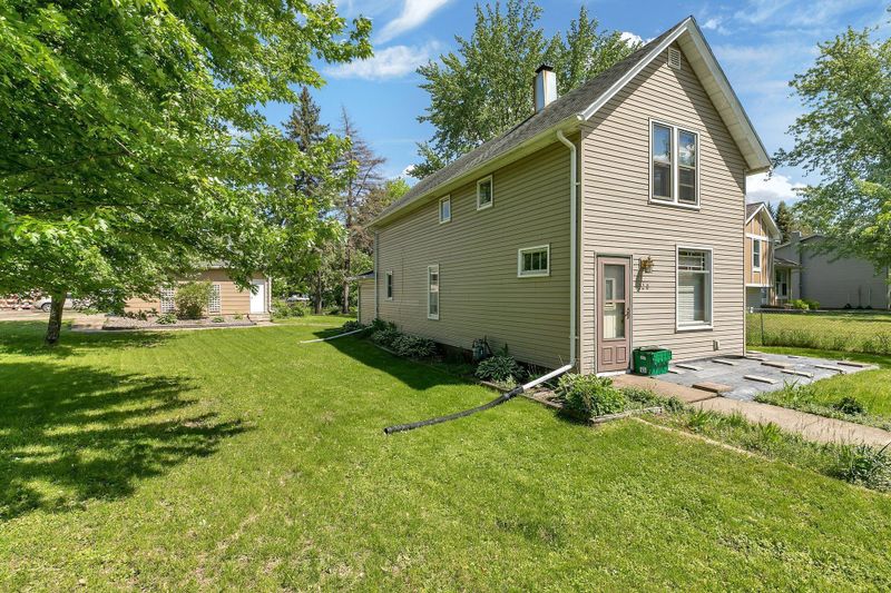 320 1st Ave N, Sartell, MN 56377