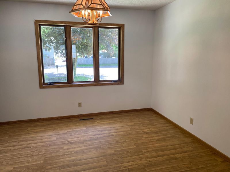 242 Birch Ave, Owatonna, MN 55060