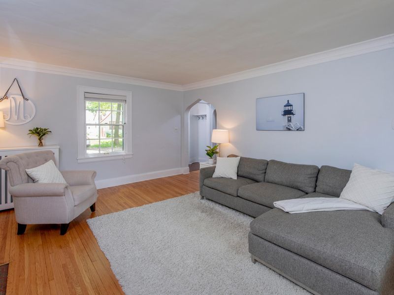 2007 Wellesley Ave, Saint Paul, MN 55105