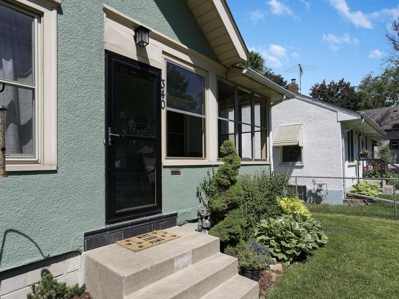 340 10th Ave S, South Saint Paul, MN 55075