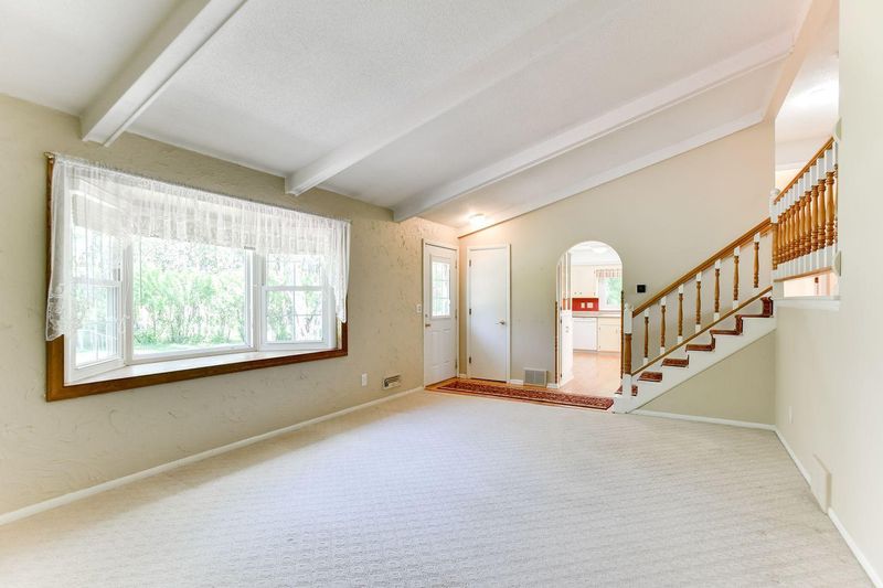 14920 University Ave NW, Andover, MN 55304