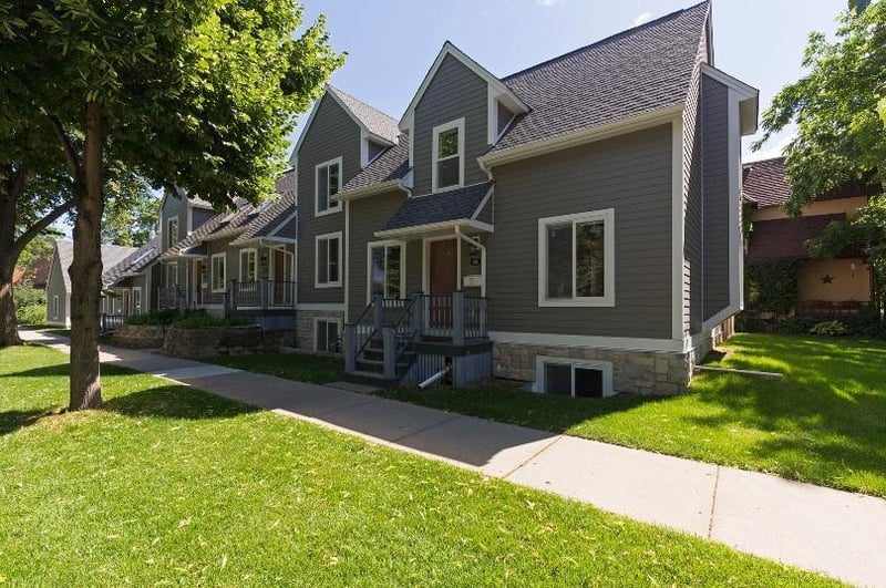 140-146 Mackubin St, Saint Paul, MN 55102