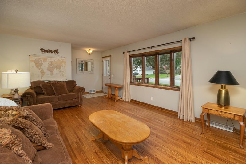 111 9th St NW, Byron, MN 55920