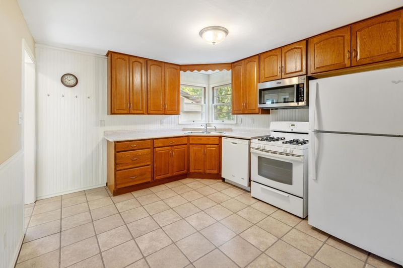 839 7th Ave NW, New Brighton, MN 55112
