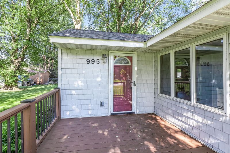 995 Ferndale St N, Maplewood, MN 55119