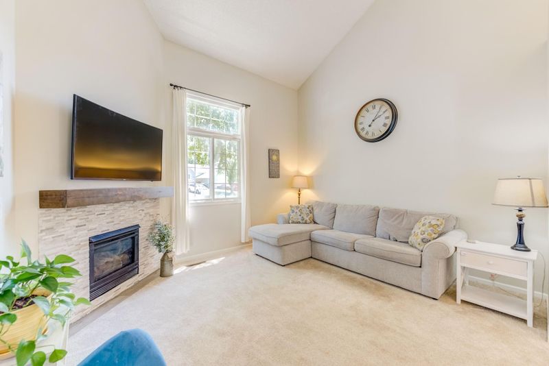 7219 157th St W #186, Apple Valley, MN 55124