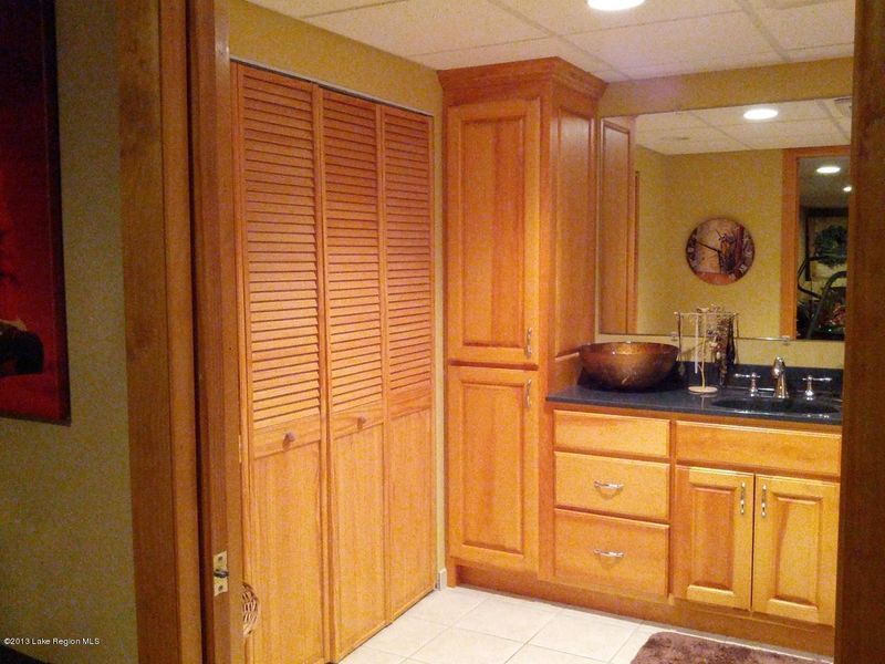 345 4th St SW, Perham, MN 56573
