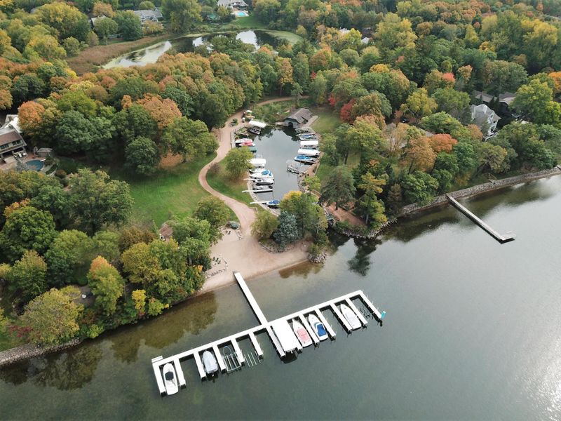 5900 Boulder Bridge Ln, Excelsior, MN 55331