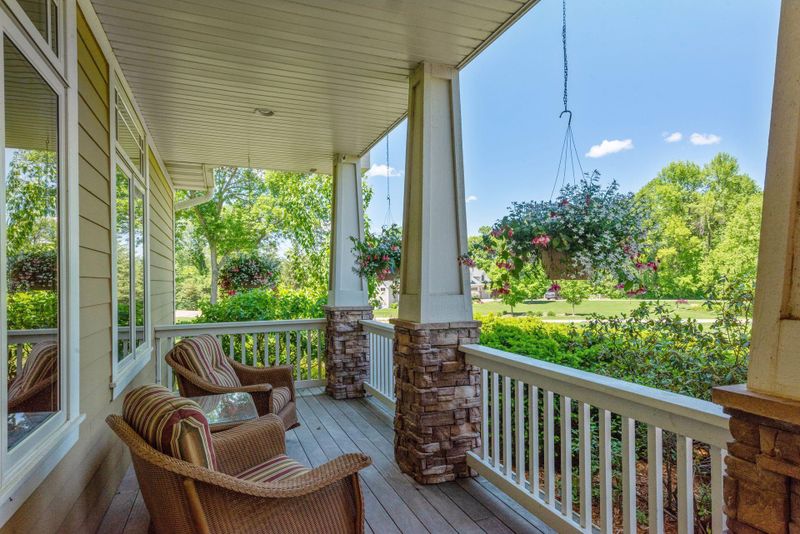 6605 Hillstrom Rd, Maple Plain, MN 55359