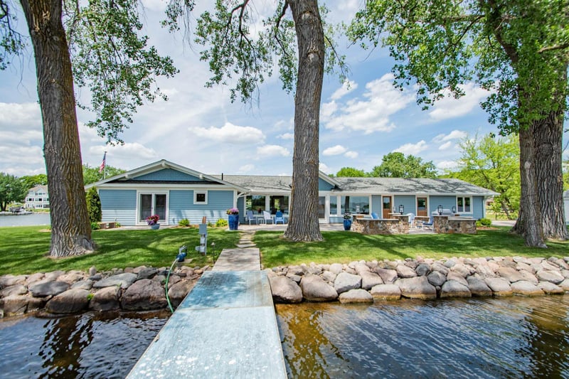 6805 Cardinal Cove Dr, Mound, MN 55364