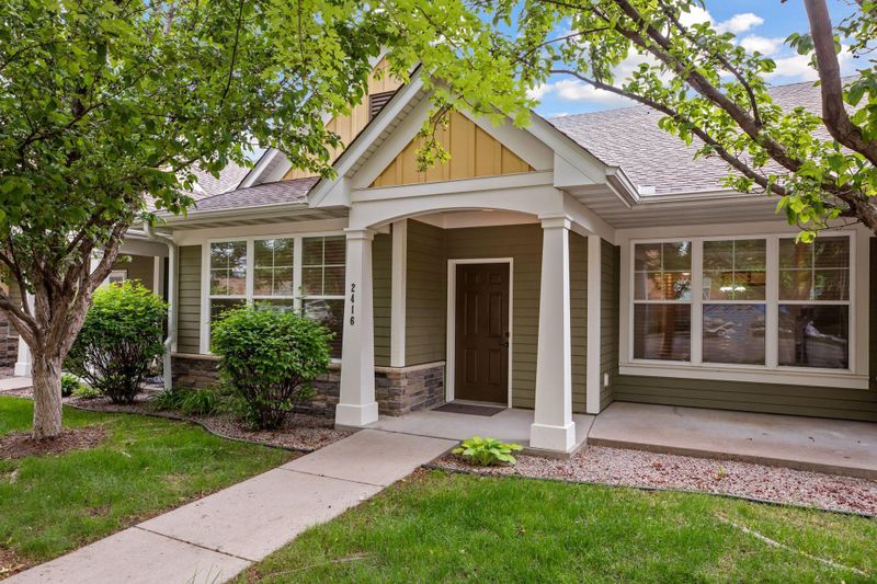 2416 39th Ave NE, Saint Anthony, MN 55421