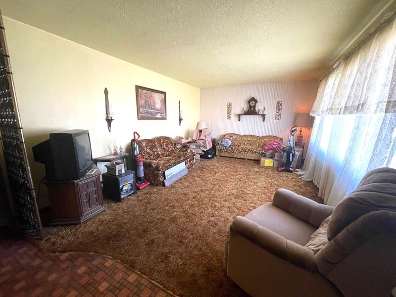 103 Butler St SE, Verndale, MN 56481
