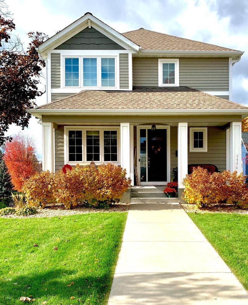 5936 Beard Ave S, Edina, MN 55410