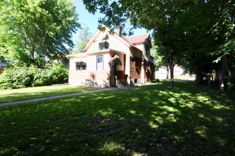 821 8th Ave S, Saint Cloud, MN 56301
