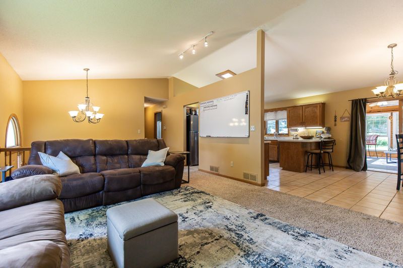 1140 33rd St NW, Rochester, MN 55901